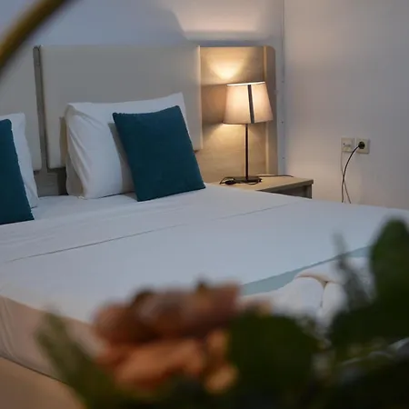 Aqua Mare Sea Side Rooms Nea Kallikrateia Buitenkant foto