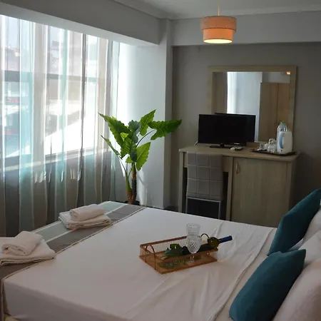 Aqua Mare Sea Side Rooms Nea Kallikrateia Buitenkant foto